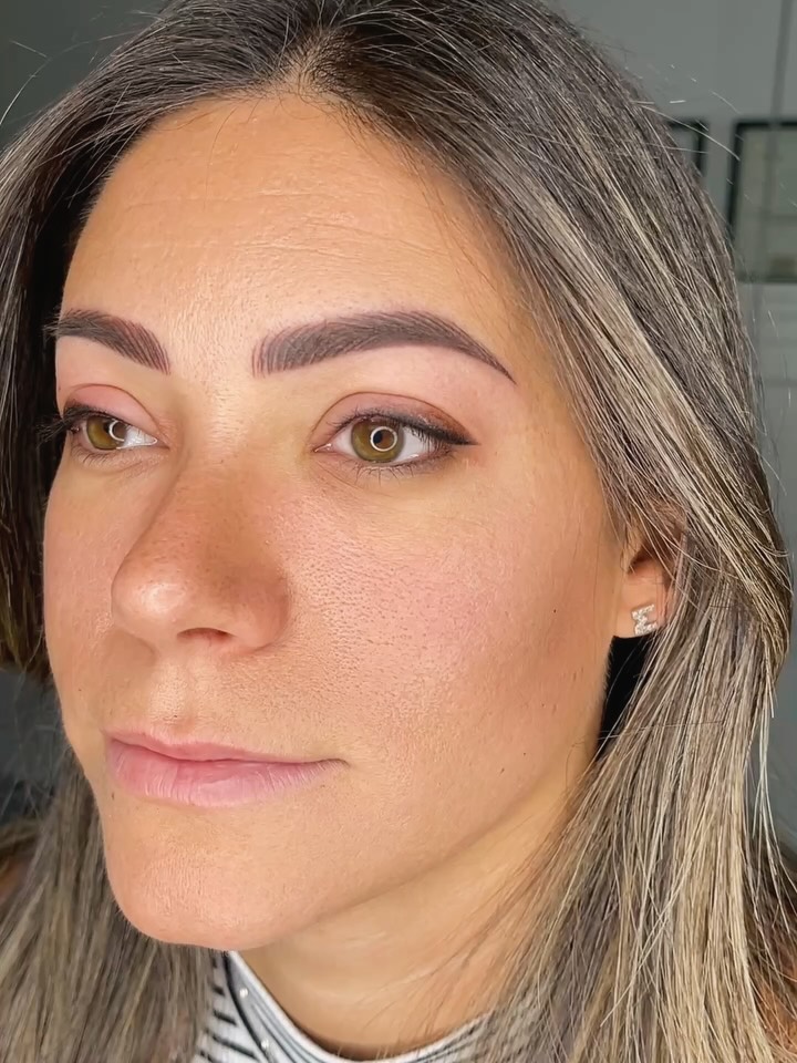 Situazione iniziale prima di una correzione di trucco permanente
