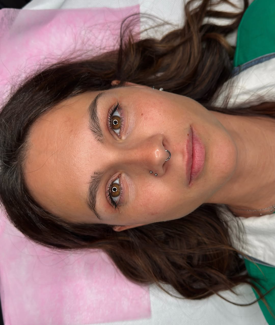 Volto con freckles appena realizzate nello studio Secret PMU Design