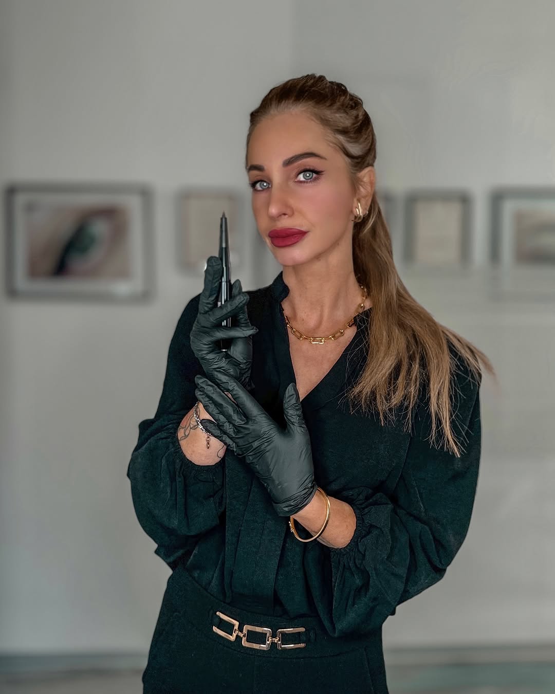 Stefania Paola Vivaldi nel suo studio a Rovereto